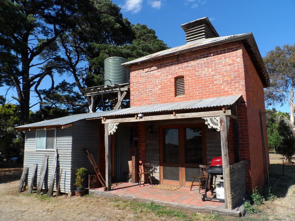 Grampians Historic Tobacco Kiln Villa Moutajup Eksteriør bilde